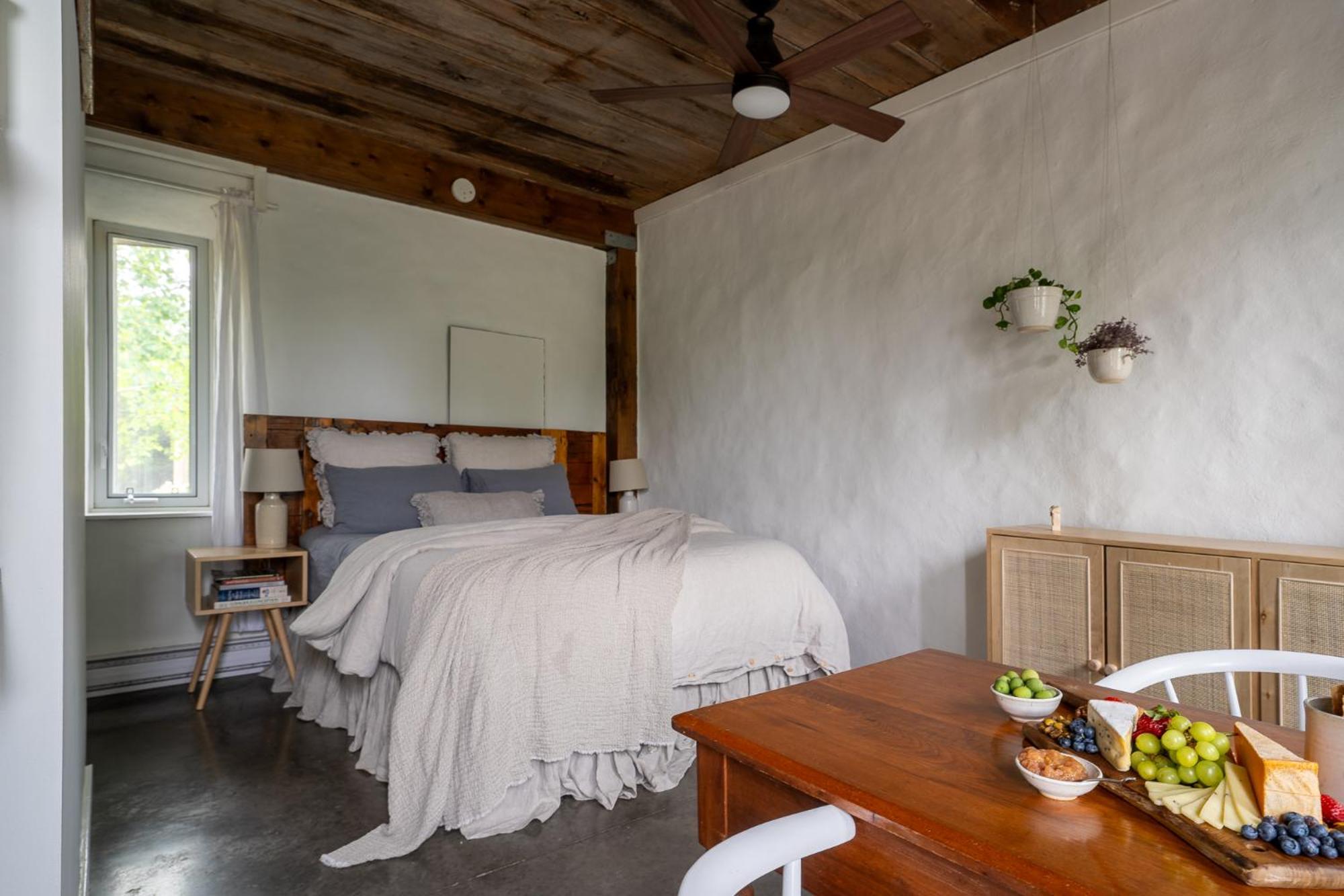 Owl'S Nest Suites Carrying Place Dış mekan fotoğraf